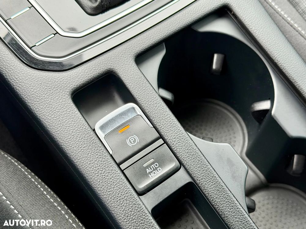 Volkswagen Passat 2.0 TDI DSG Comfortline - 17