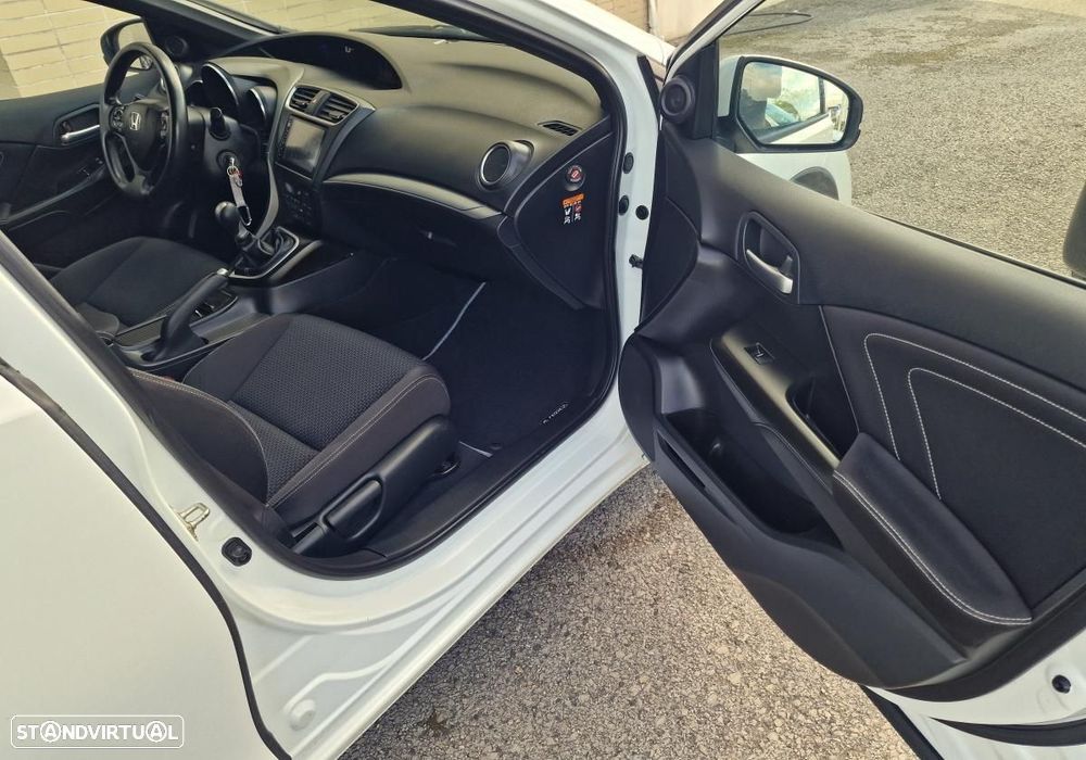 Honda Civic 1.6 i-DTEC Sport Connect Navi - 19