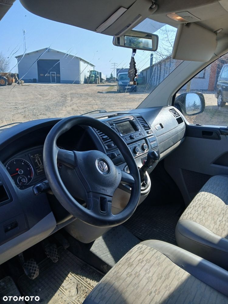 Volkswagen Transporter - 11