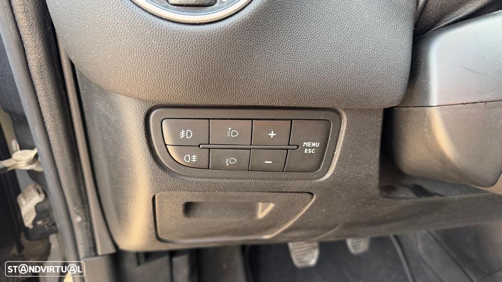 Fiat Punto 1.2 Lounge Start&Stop - 17