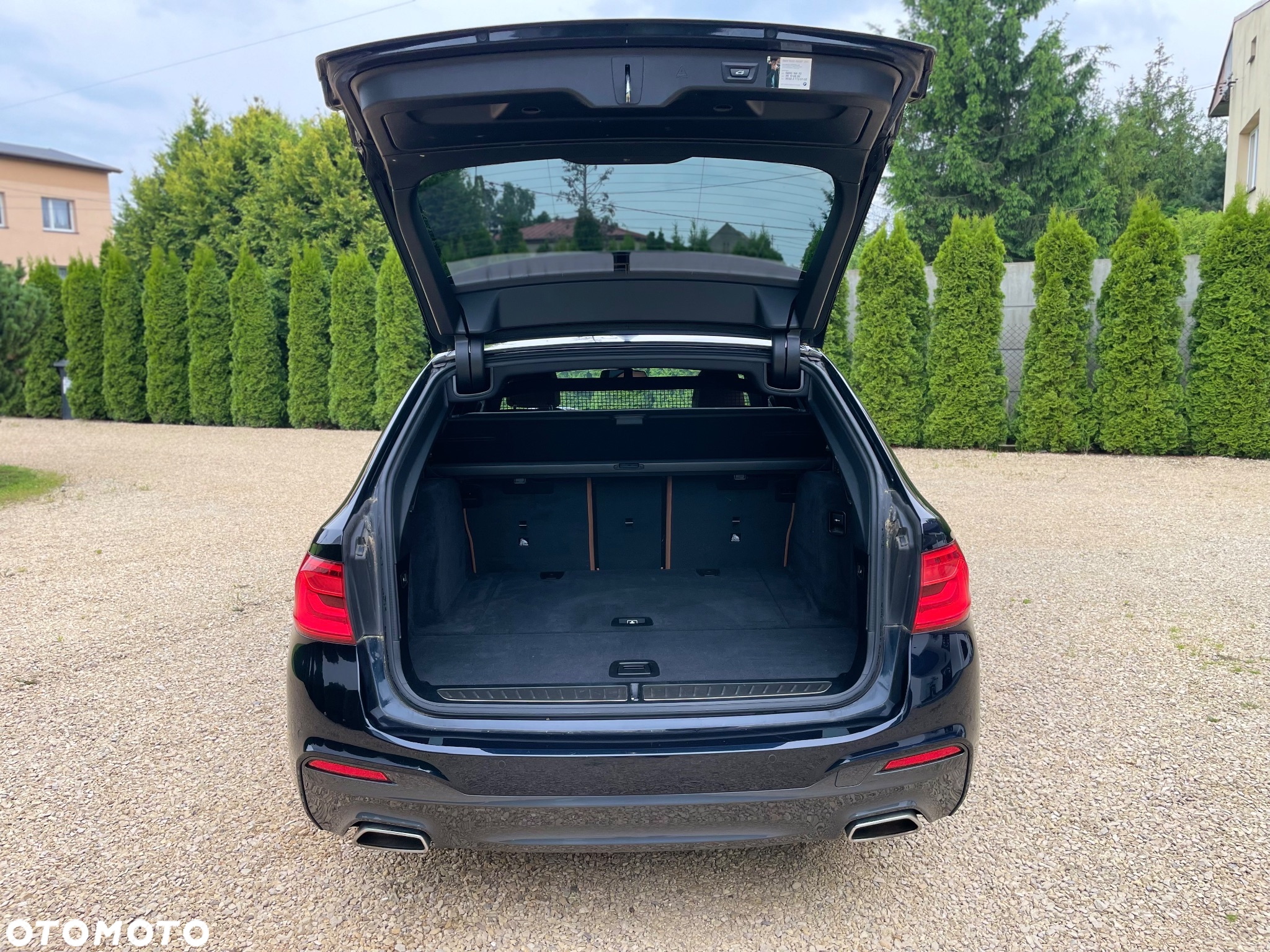 BMW Seria 5 518d M Sport - 7