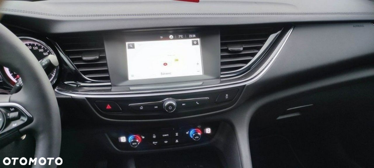 Opel Insignia - 17