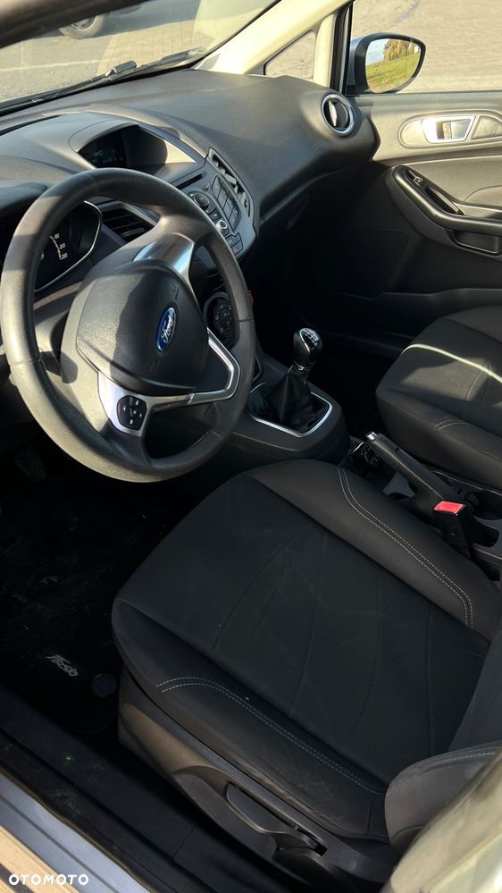Ford Fiesta - 8