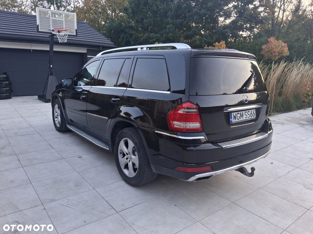 Mercedes-Benz GL - 5
