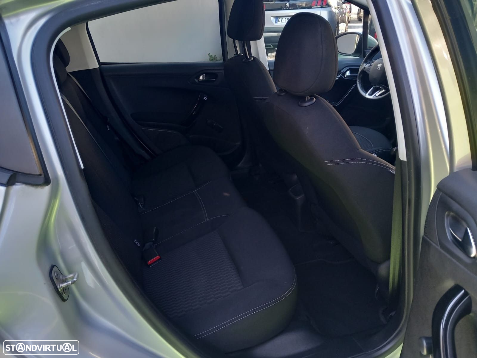 Peugeot 208 1.6 BlueHDi Active - 22