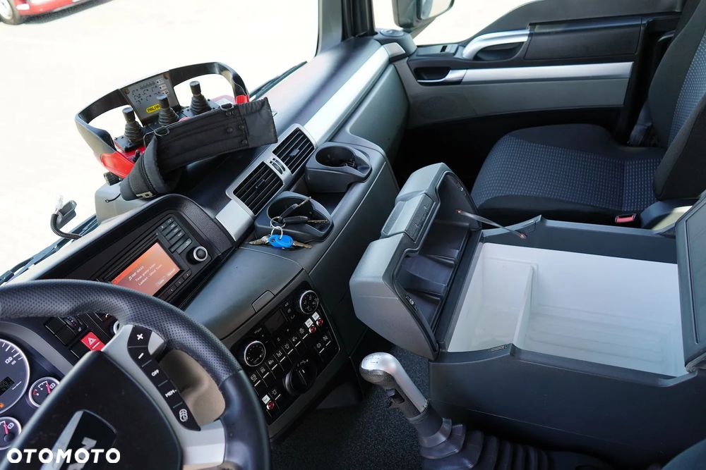 MAN TGS / 18.480 / E 6 / 4 X 4 / WYWROTKA + HDS / PALFINGER PK 20001 / PILOT - 9