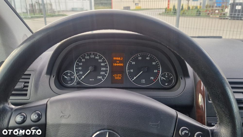 Mercedes-Benz Klasa A 150 Autotronic Elegance - 3