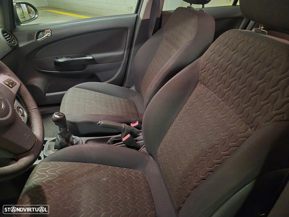 Opel Corsa 1.2 Connect - 22