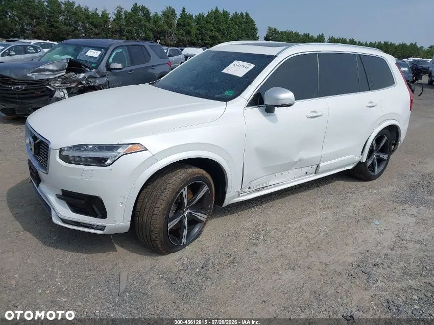 Volvo XC 90 T5 AWD Geartronic RDesign - 3