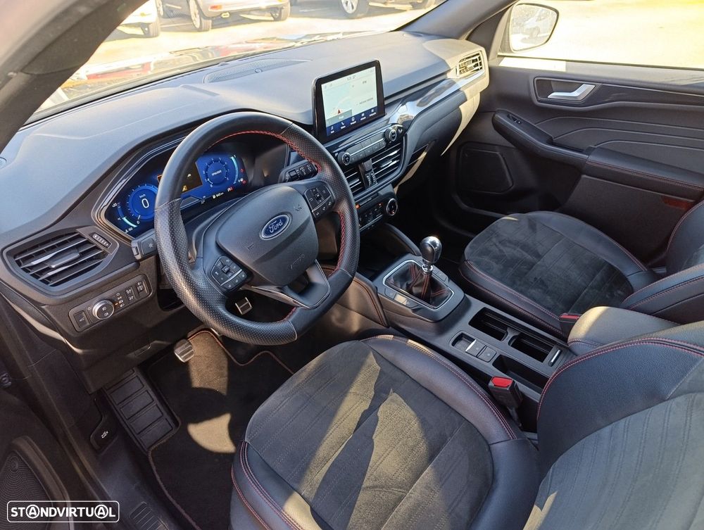 Ford Kuga 1.5 EcoBoost ST-Line X - 10