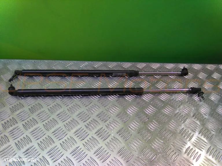 PEÇAS AUTO USADAS para Chrysler Grand Voyager III 2.5CRD 2005 Monta Motor VM26C - 1