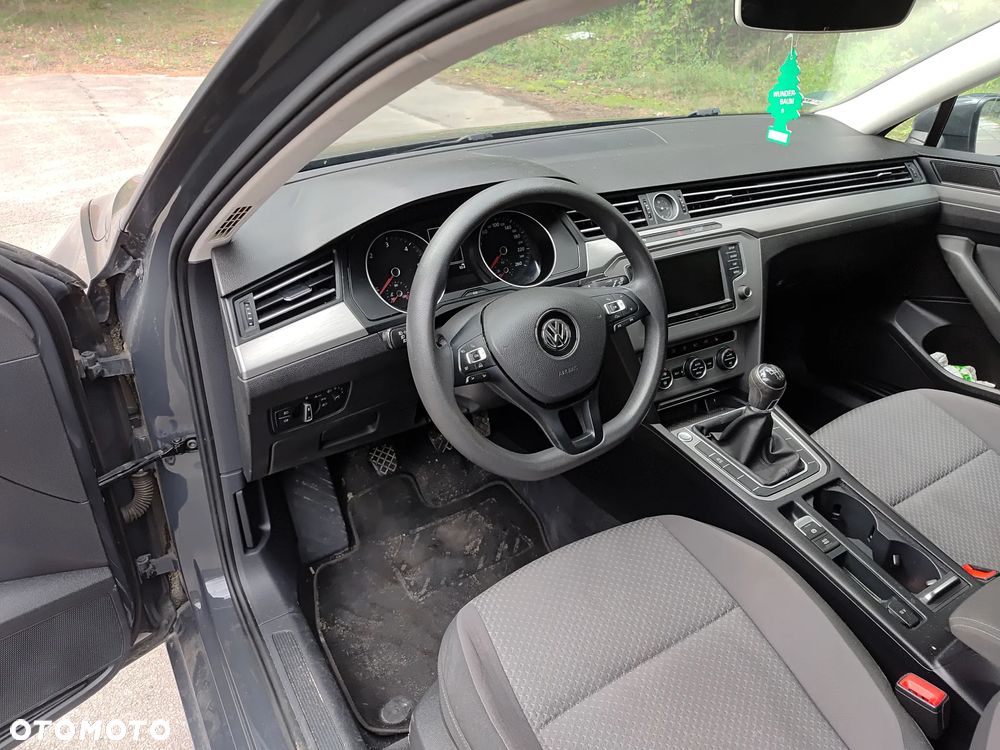 Volkswagen Passat 2.0 TDI BMT Comfortline - 19