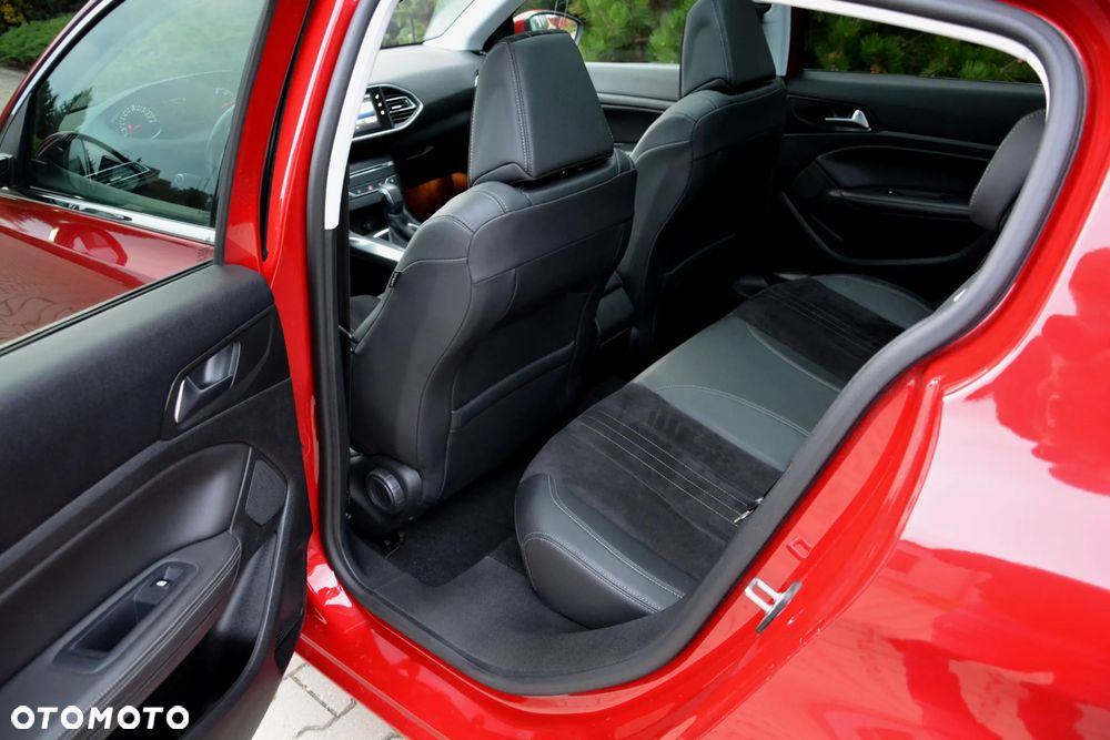 Peugeot 308 BlueHDi 150 EAT6 Stop & Start Allure - 26