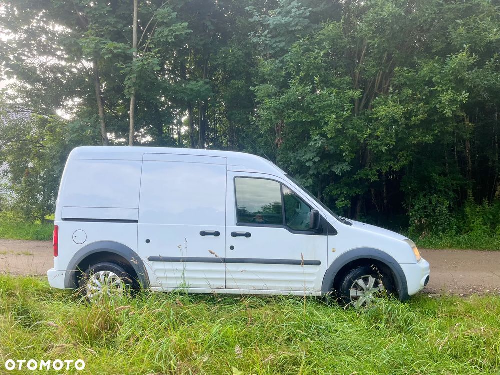 Ford CONNECT - 1