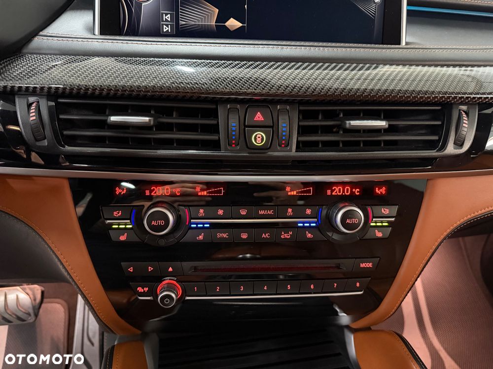 BMW X6M - 34
