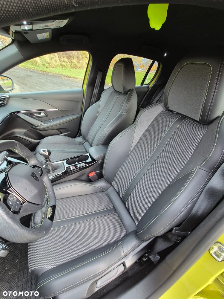 Peugeot 208 1.2 PureTech GT S&S - 14