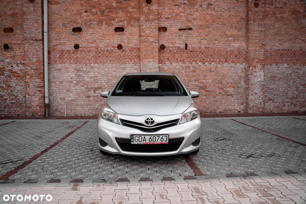 Toyota Yaris 1.0 Terra EU5 - 10