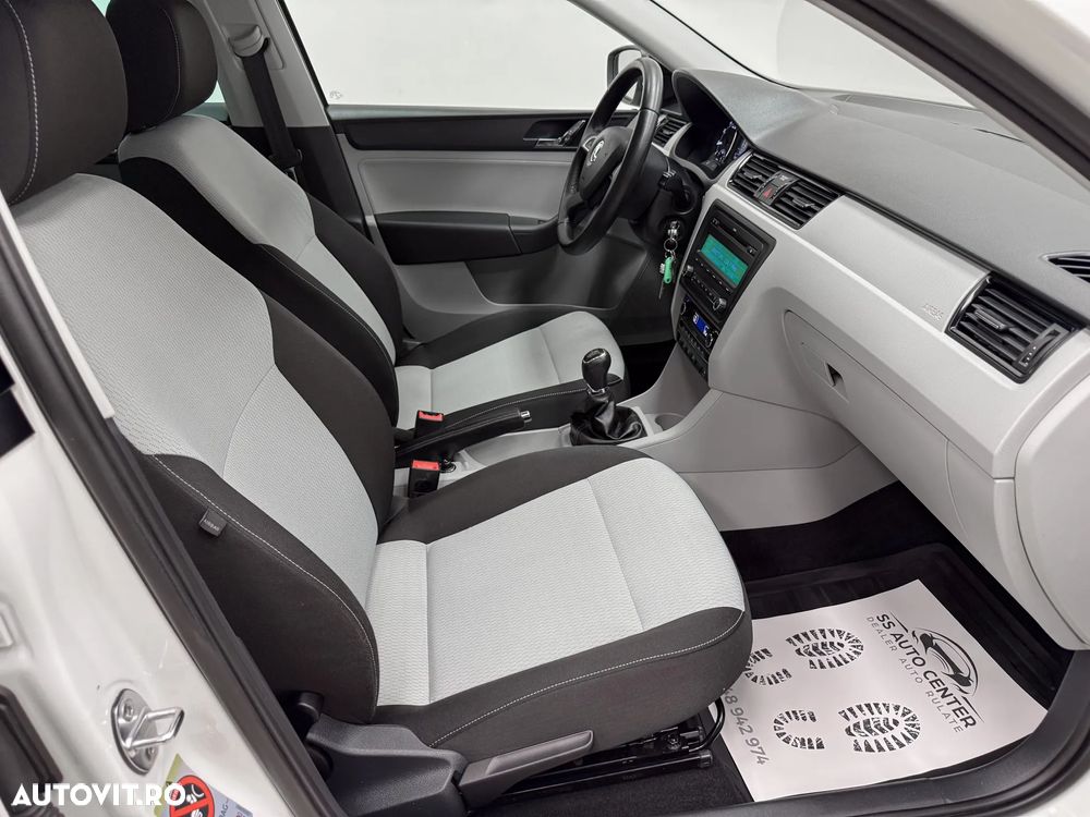 Skoda RAPID 1.2 TSI Ambition - 14