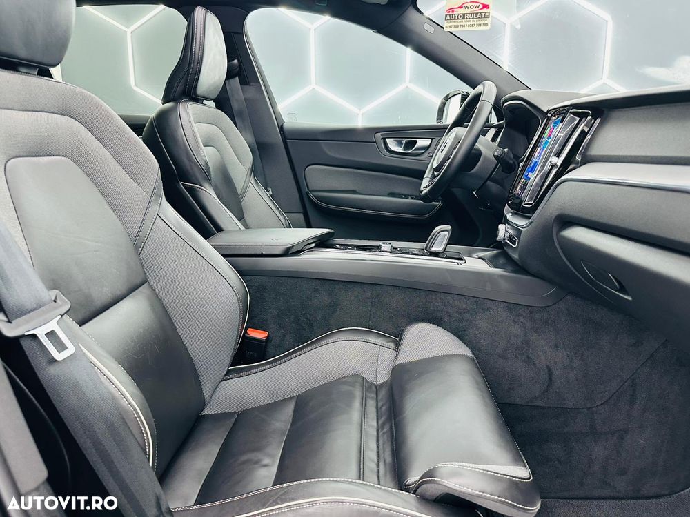 Volvo XC 60 B4 D Ultimate Dark - 21