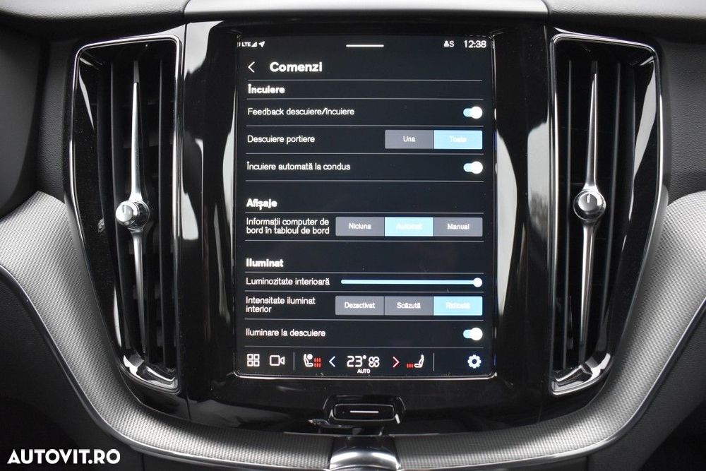 Volvo XC 60 - 36