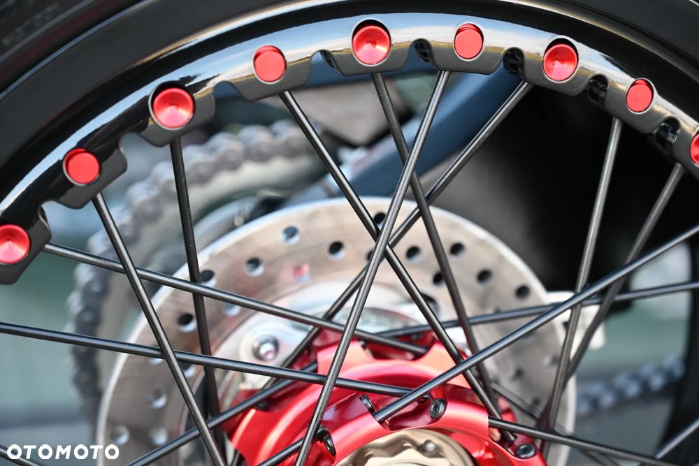 MV AGUSTA Brutale - 38