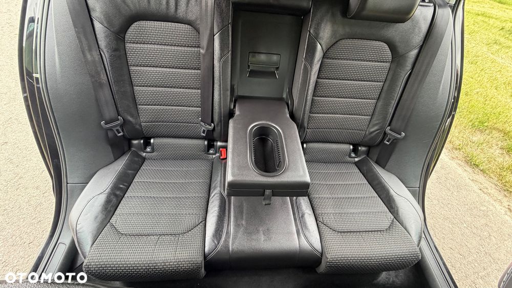 Volkswagen Golf 2.0 TDI SCR Highline - 6