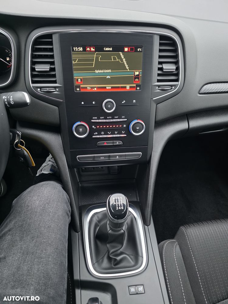 Renault Megane Blue dCi 116 Intens - 25