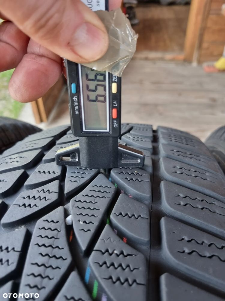 OPONY Dunlop SP Winter Sport 3D 215/60R17C 104/102H 2021r, 7/6,5mm bdb stan - 8