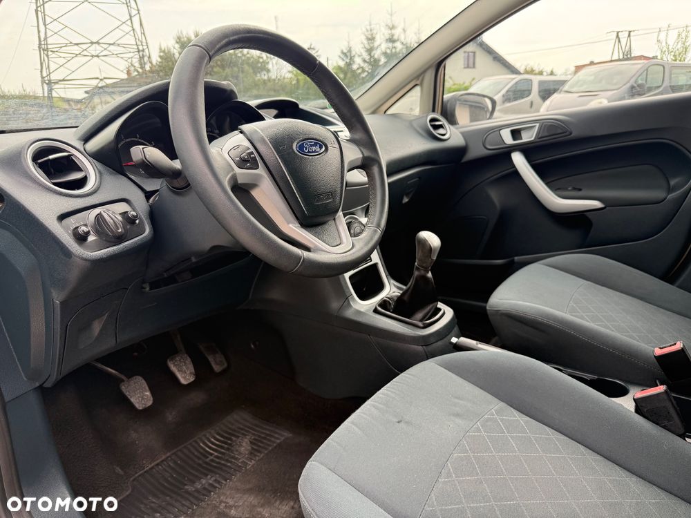 Ford Fiesta 1.25 Titanium EU5 - 29