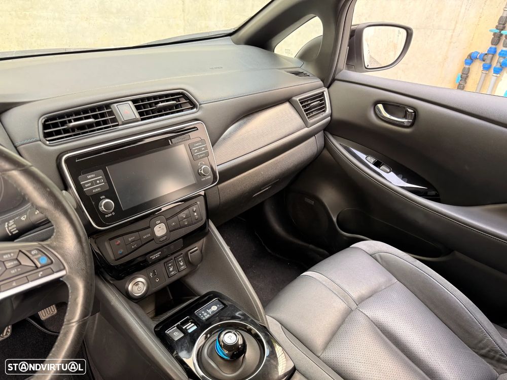 Nissan Leaf N-Connecta - 26