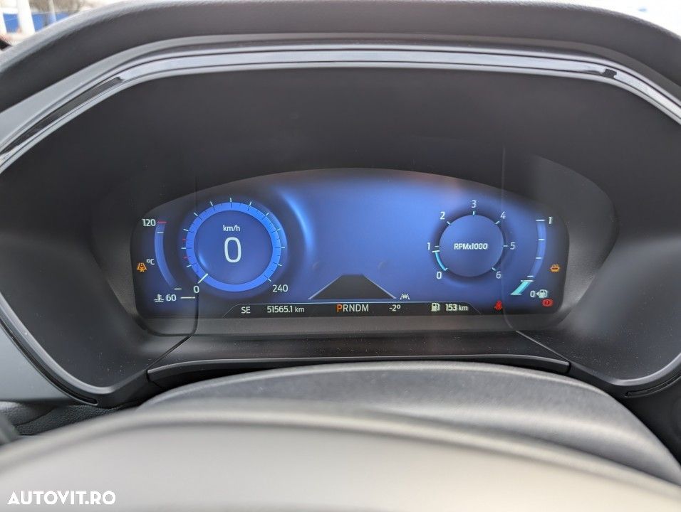 Ford Kuga - 31