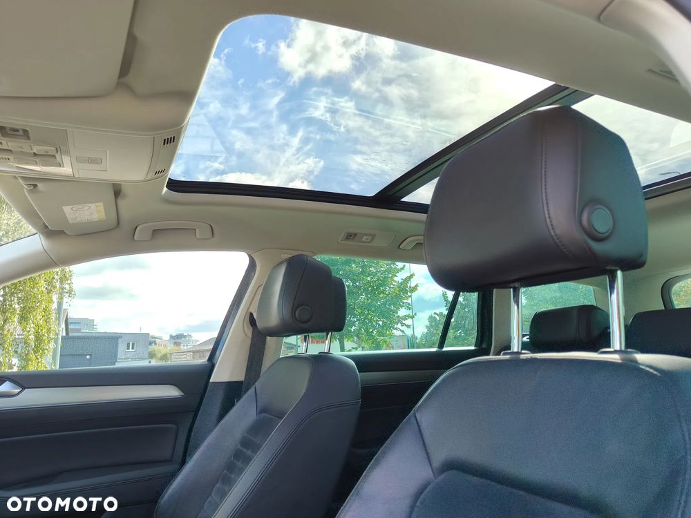 Volkswagen Passat Variant 1.6 TDI (BlueMotion Technology) DSG Comfortline - 8