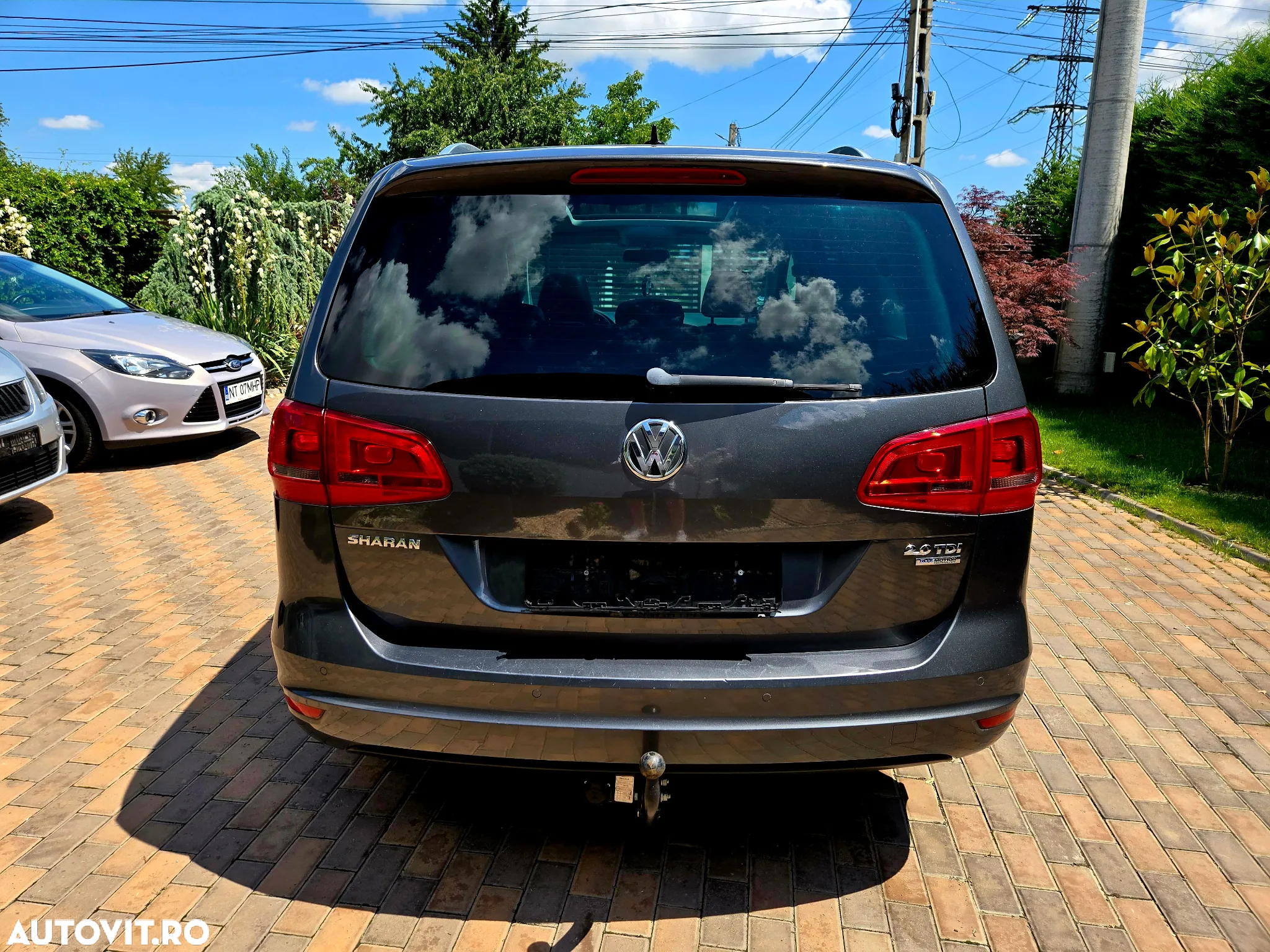 Volkswagen Sharan 2.0 TDI DSG Blue Motion Highline - 16