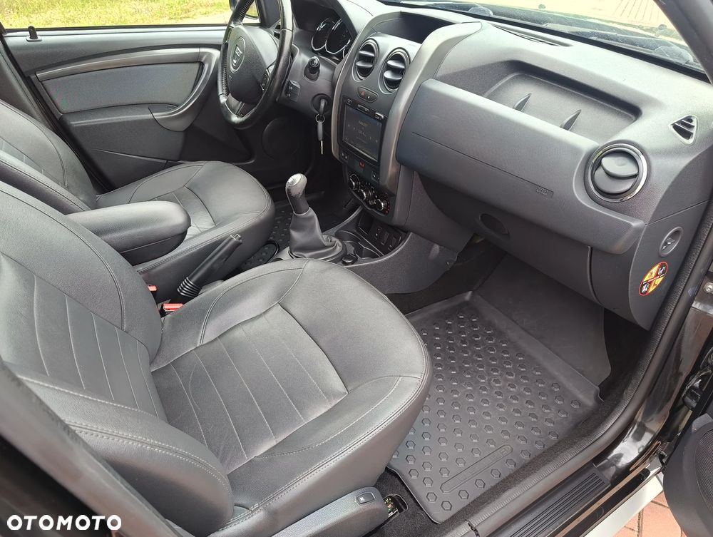 Dacia Duster 1.6 SCe Prestige - 12