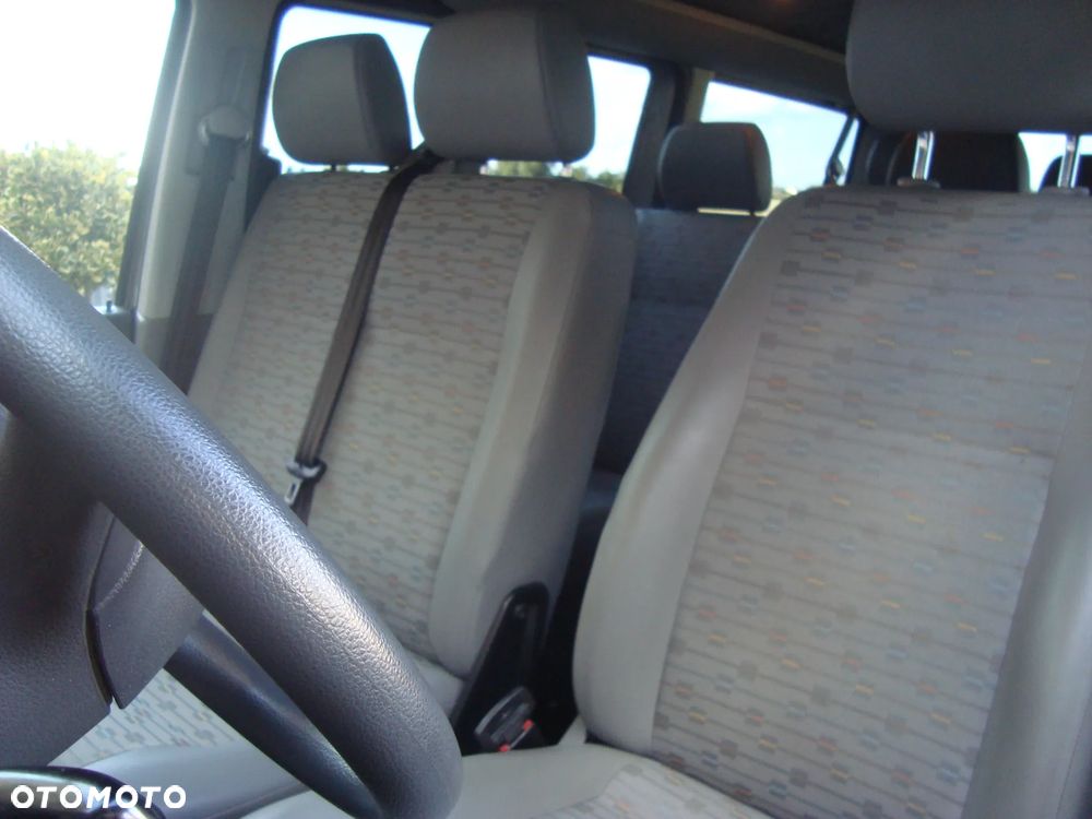 Volkswagen Transporter Caravelle Kurz Trendline - 24