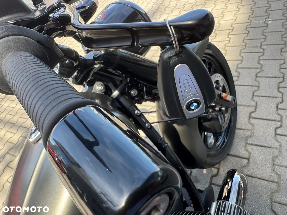 BMW R - 18