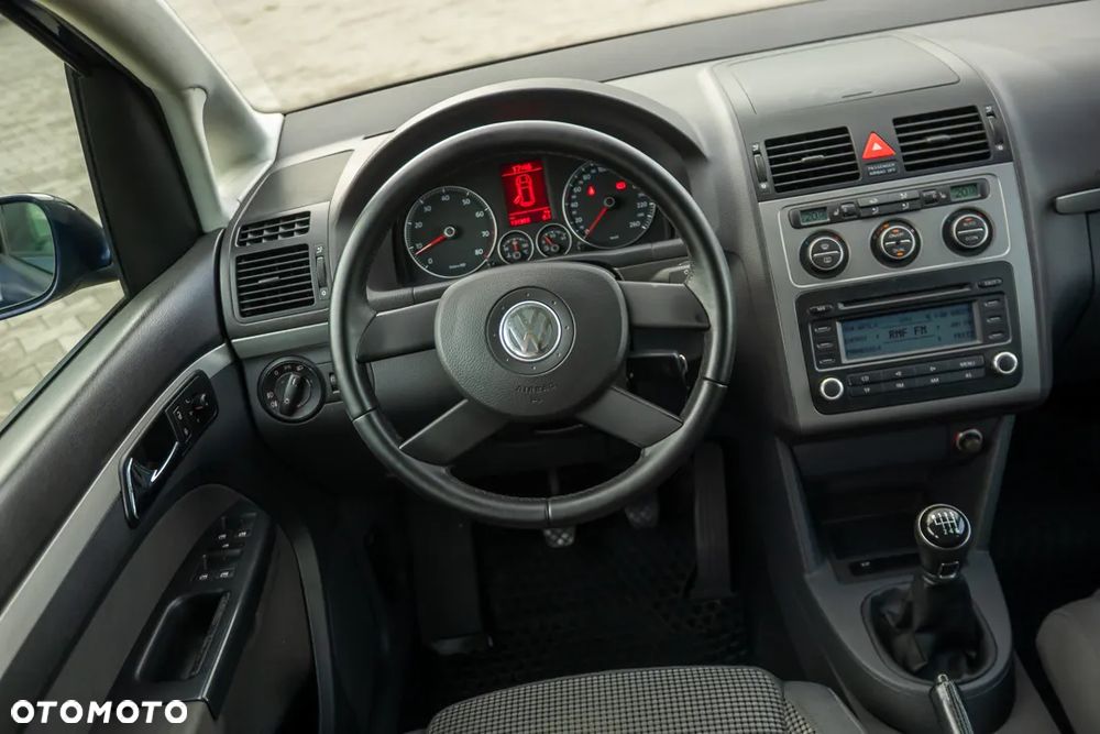 Volkswagen Touran 1.4 TSI United - 27
