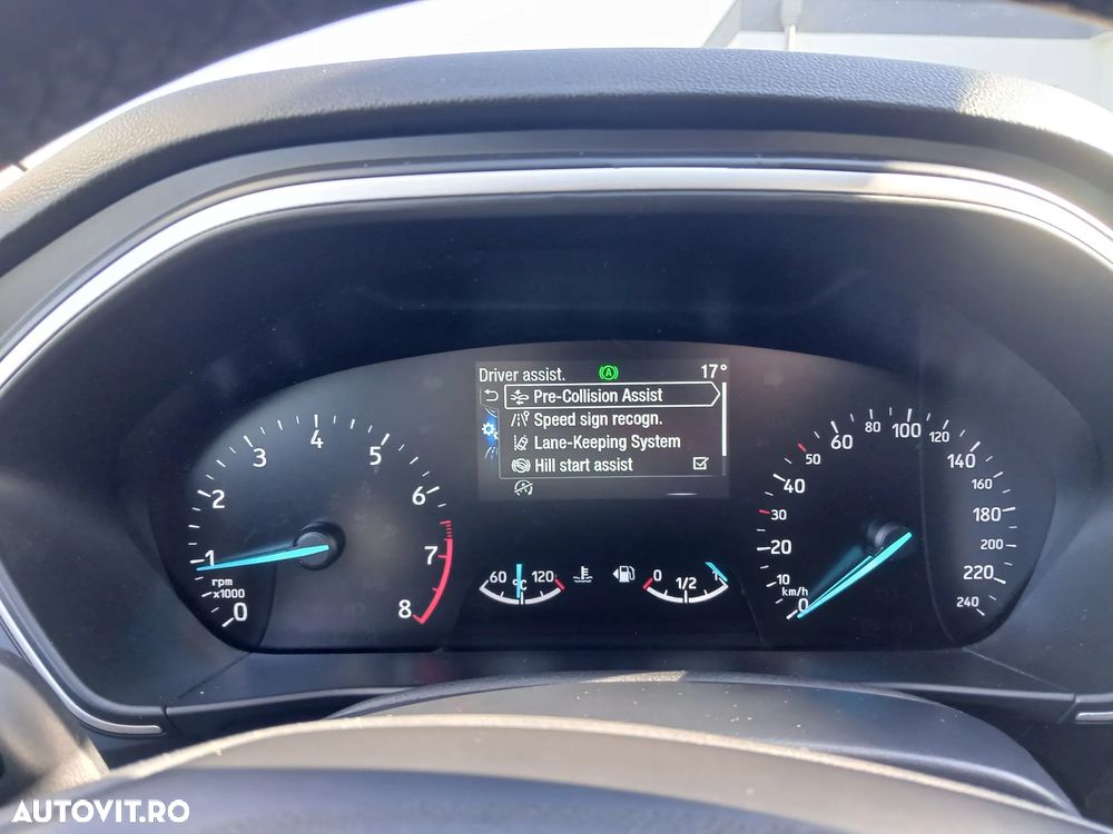 Ford Focus 1.0 EcoBoost Connected - 36