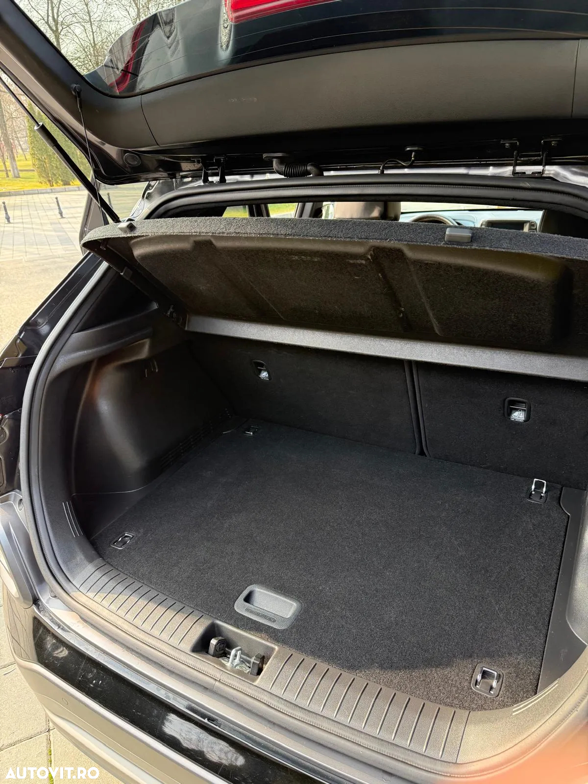 Hyundai KONA 1.0 T-GDI 2WD Premium - 19