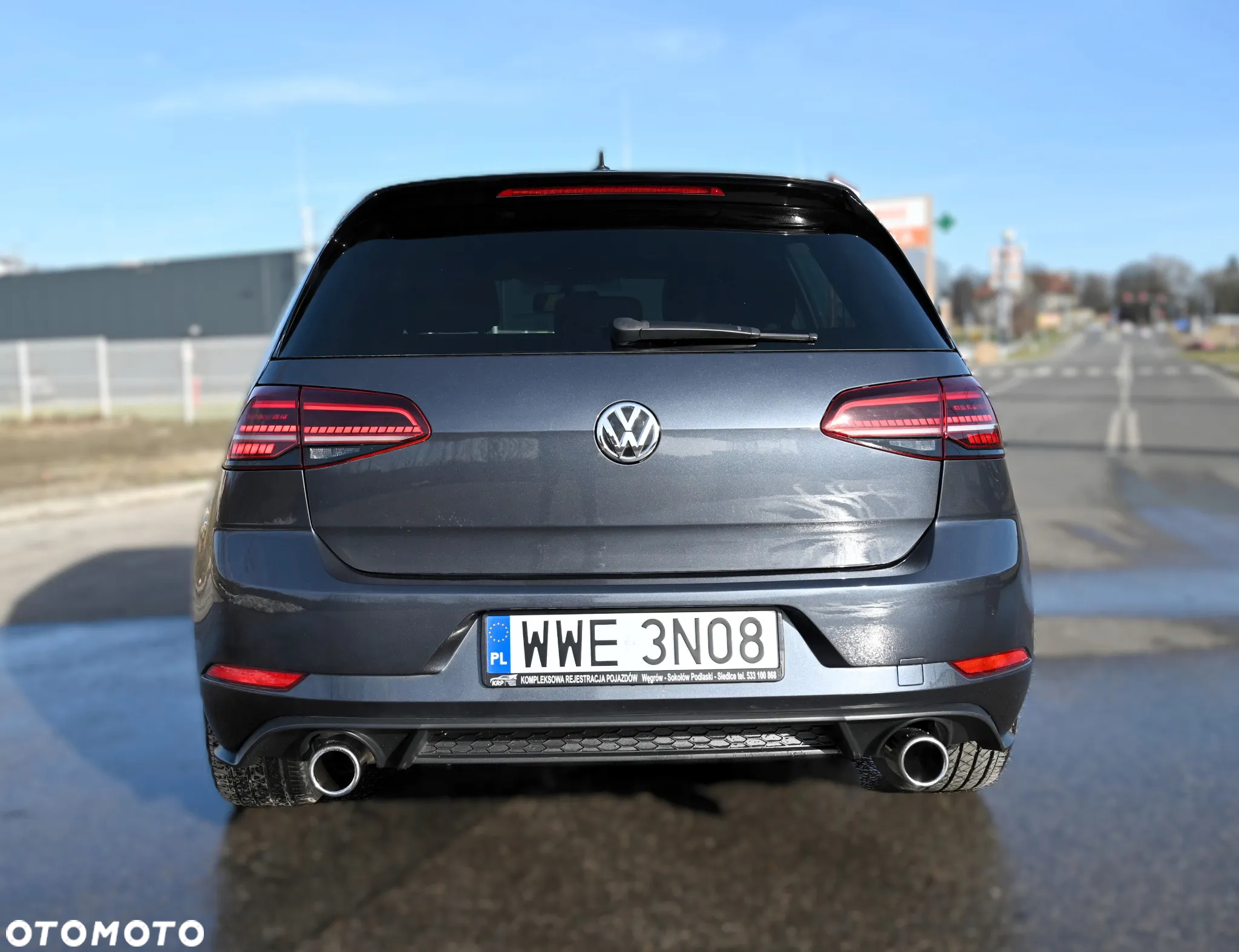 Volkswagen Golf - 4