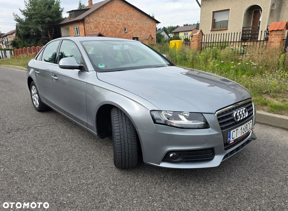 Audi A4 Limousine - 3