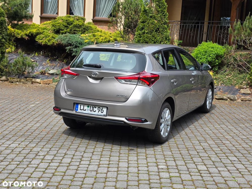 Toyota Auris 1.33 Dual-VVT-i - 5