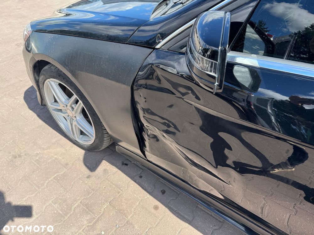 Mercedes-Benz Klasa E - 23