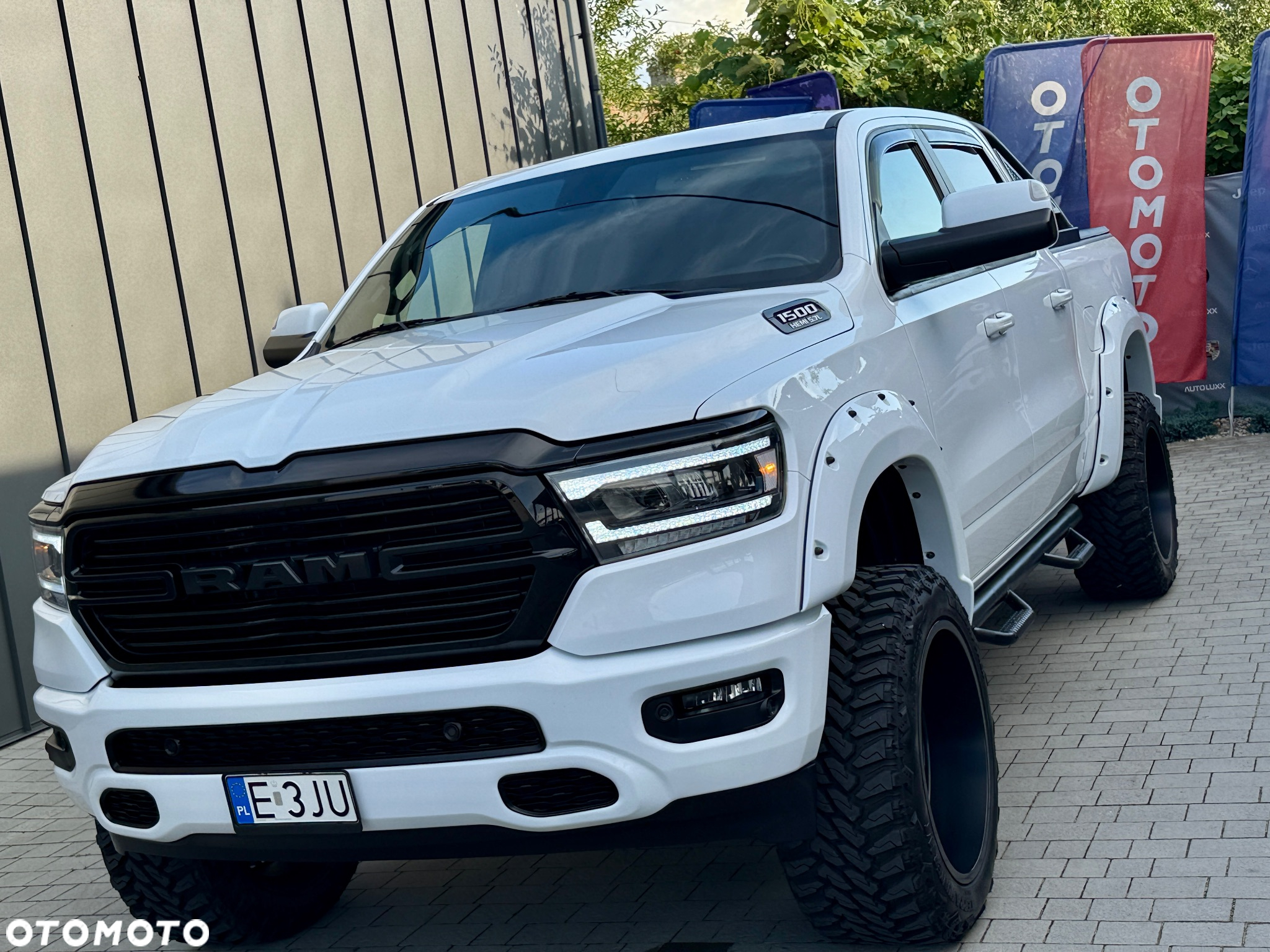 Dodge RAM 1500 5.7 4x4 - 7