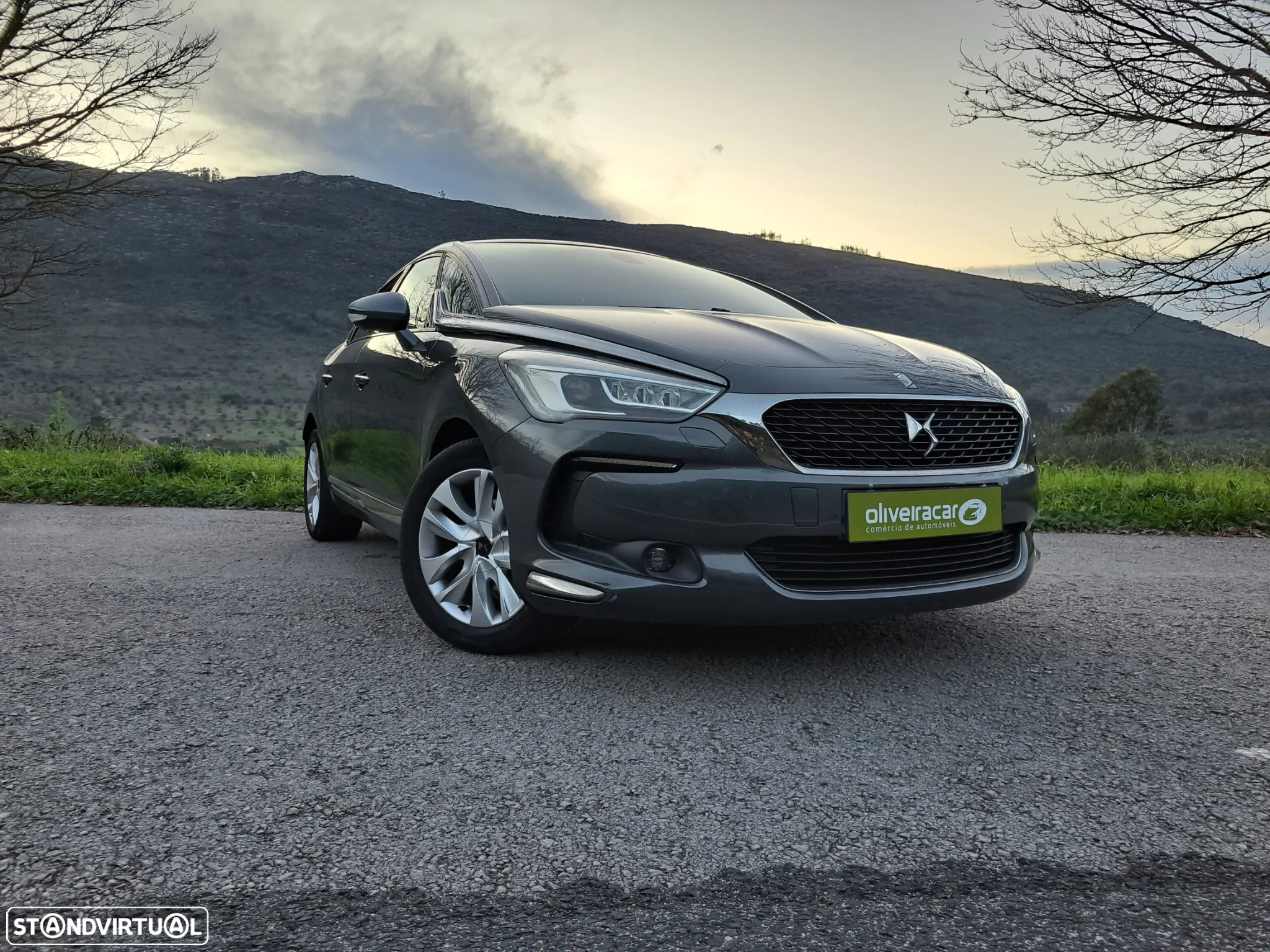 DS DS5 ver-1-6-bluehdi-so-chic - 11