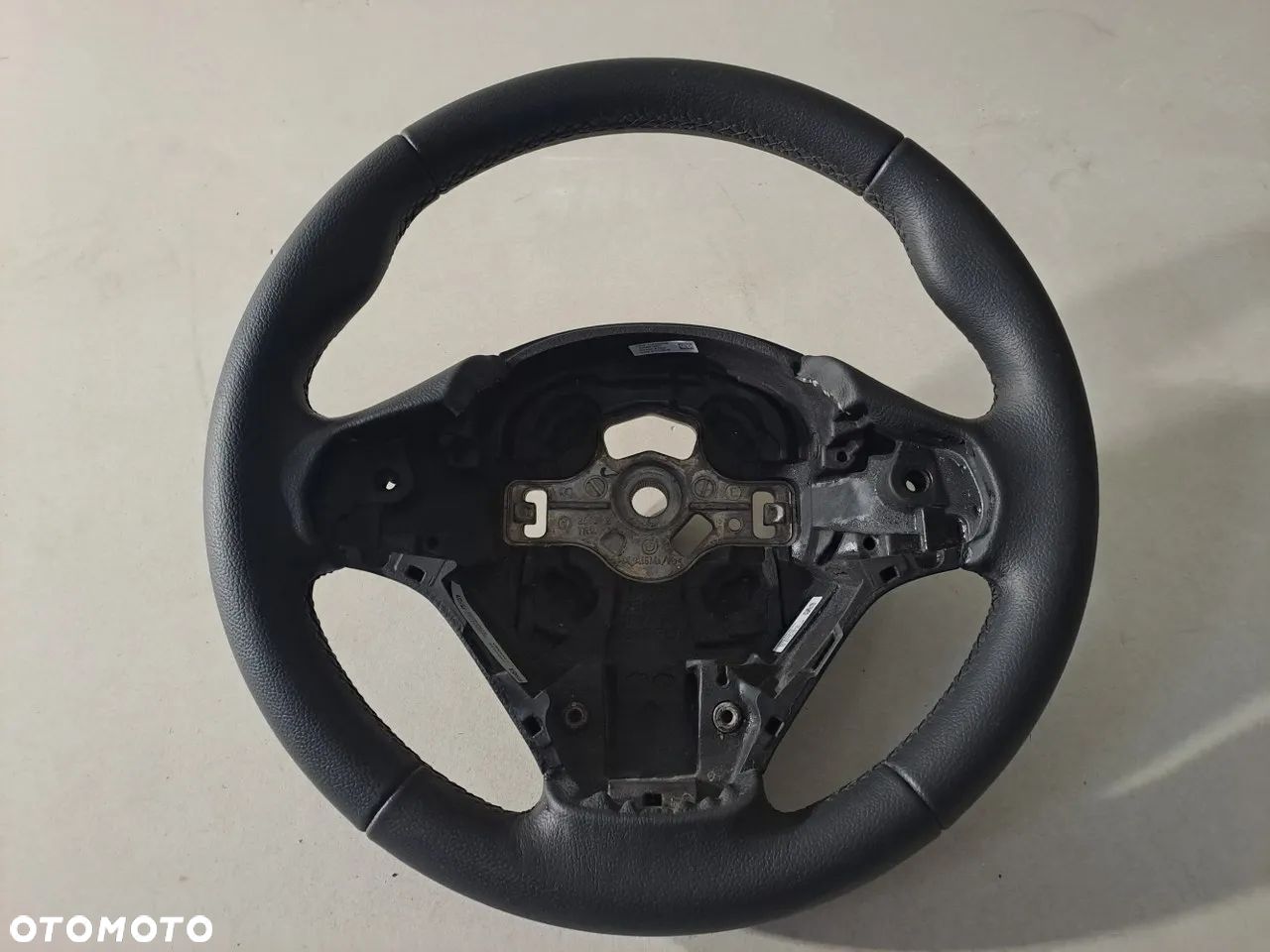 Kierownica trójramienna skóra skórzana BMW F20 F30 62560180D IGŁA - 1