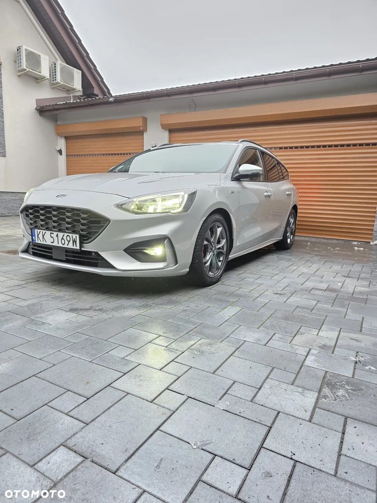 Ford Focus 1.5 EcoBlue Start-Stopp-System ST-LINE DESIGN - 4
