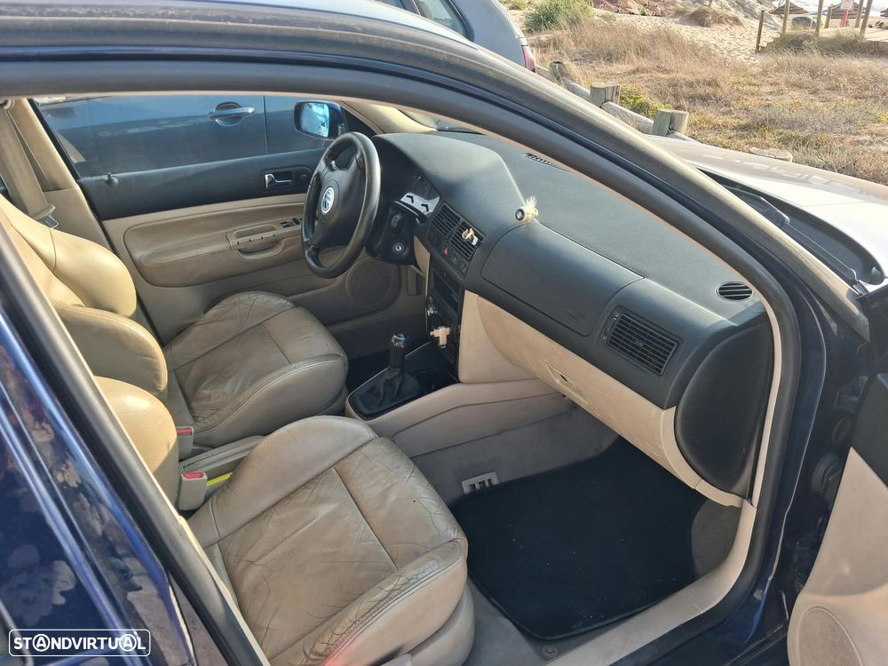 Volkswagen Golf — fotografia 4