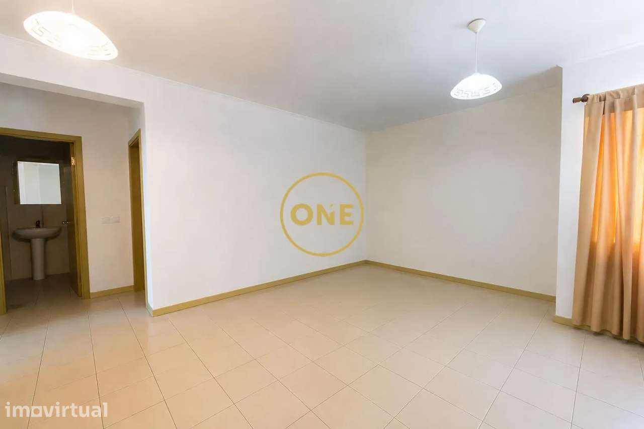 Apartamento T2 – Localização Central e Funcionalidade - Grande imagem: 5/21