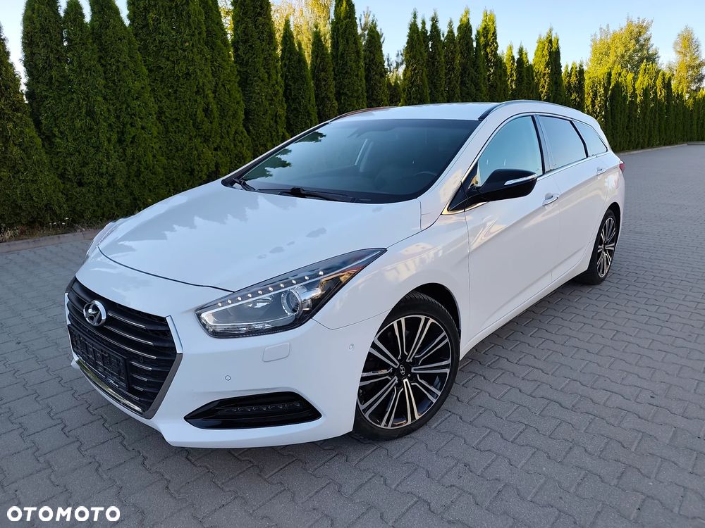 Hyundai i40 Kombi 1.7 CRDi DCT Premium - 1